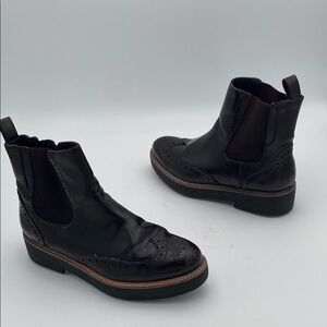 Zara Chelsea ankle Boot women 37 burgundy Chunky Sole pull on patent leather Y2K